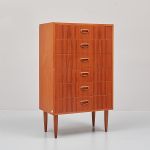 1030 2467 CHEST OF DRAWERS